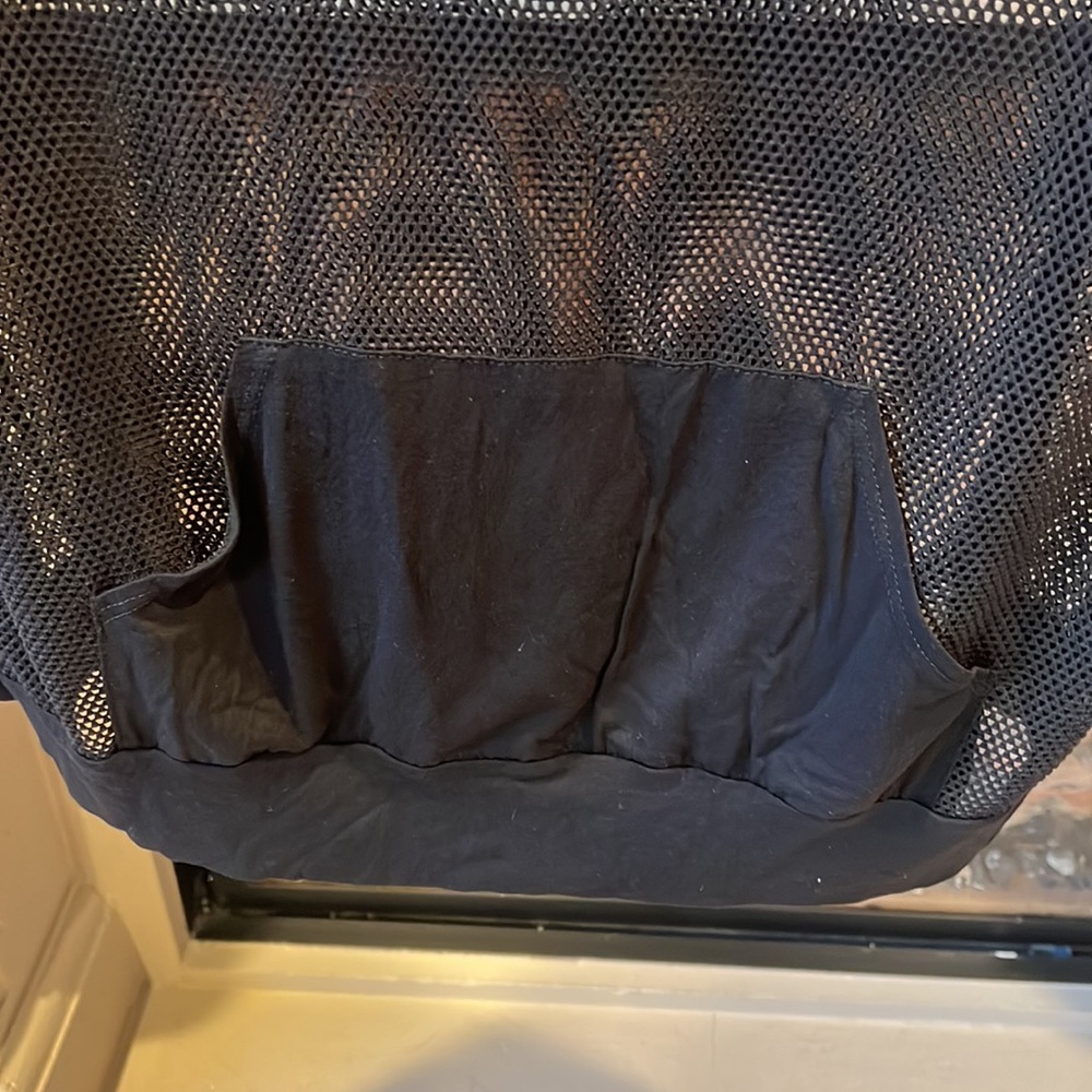 Mesh Pullover - Picture 2 of 3